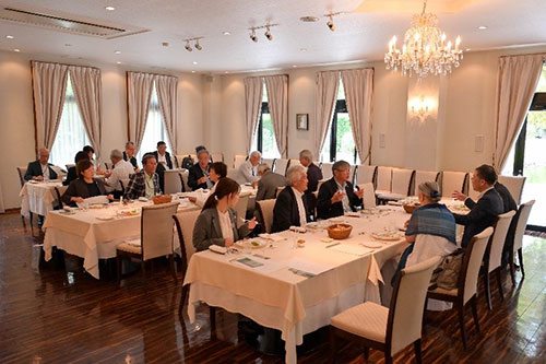 写真：レストラン